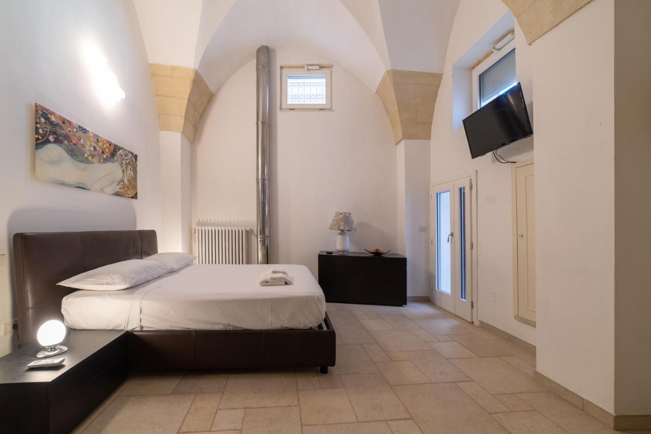 Milestone Inn Lecce Exterior foto